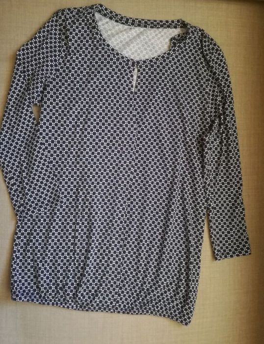 Дамски блузи и ризи