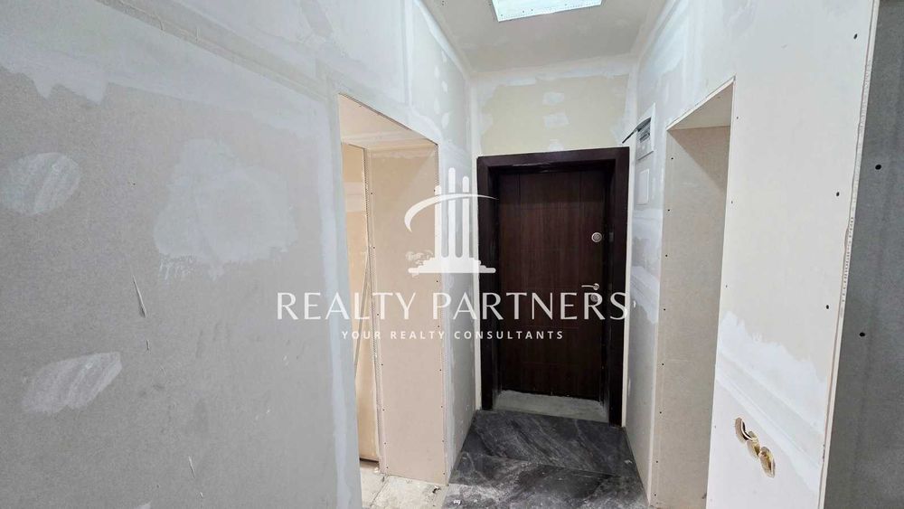 Тристаен апартамент в кв. Твърди ливади гр. Перник