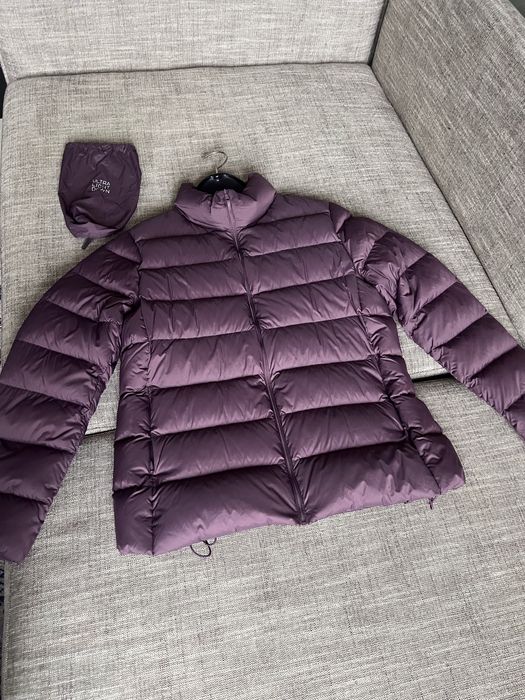 Продавам дамско яке Uniqlo