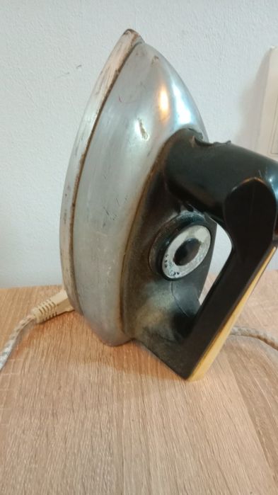 Утюг советский продам
