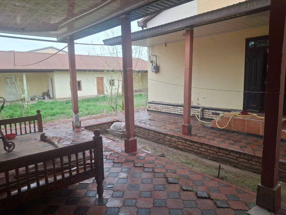 Ҳовли жой сотилади