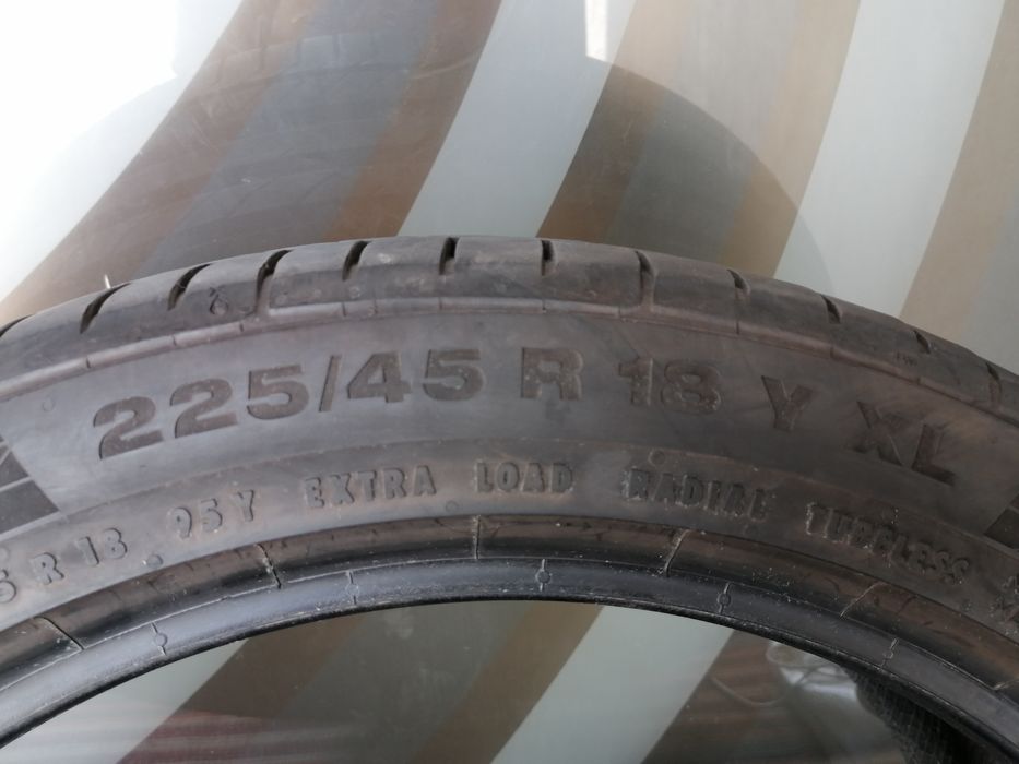 Continental/Pirelli.