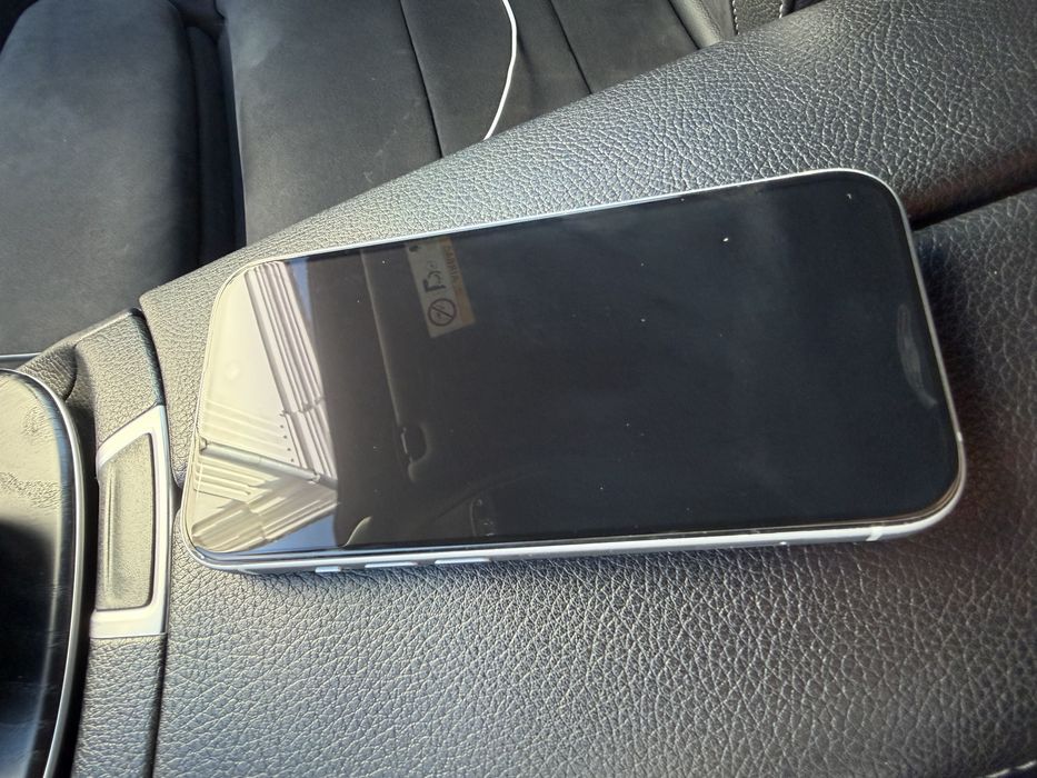 Iphone 15  128 гб