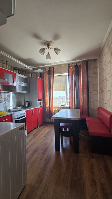 Продается 3 комнатная кв.район Цемпоселок