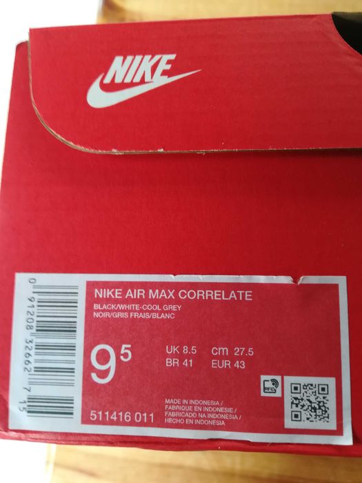 Маратонки Nike..