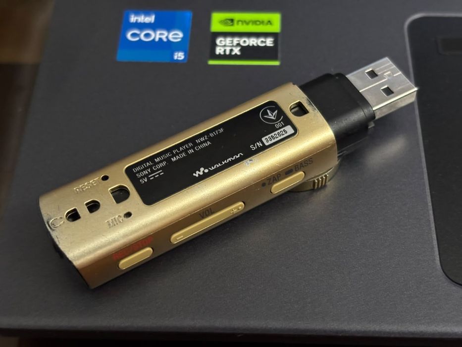Продам Sony Walkman NWZ-B173F