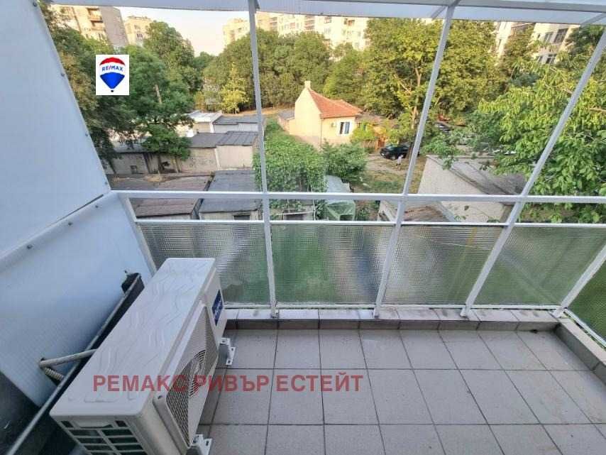 Продава се Двустаен апартамент в Русе, Широк център - 56 кв.м за 1427 €/кв.м - Снимка #13