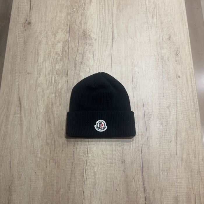 Caciula Moncler Neagra