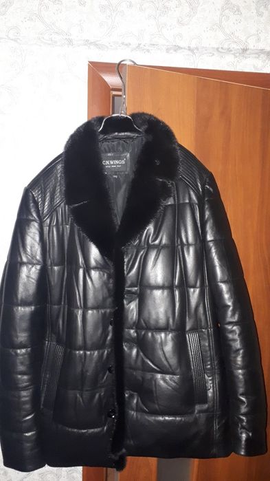 Зимняя кожаная куртка