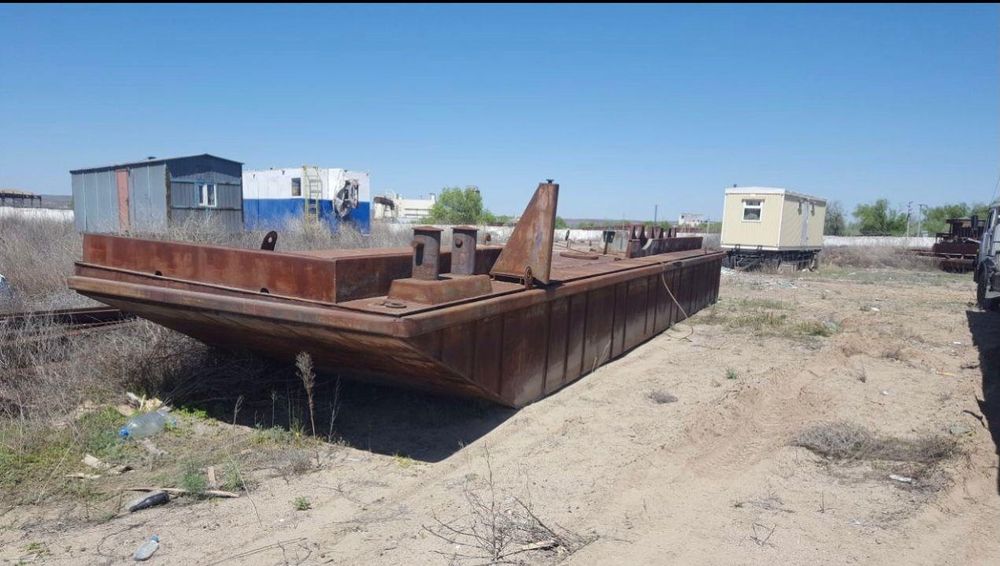 Пантон грузовой .