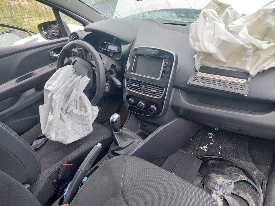 Dezmembram Renault Clio 4, an 2018, 1.5 DCI, Euro 6 fara Ad Blue