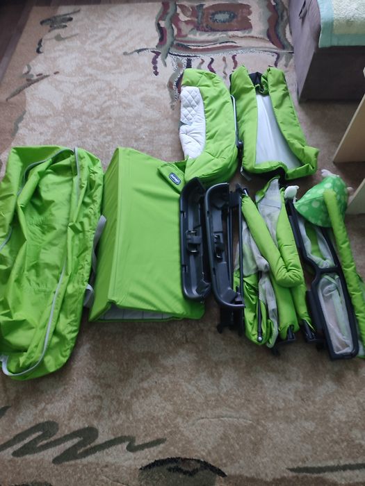 Продам манеж Chicco