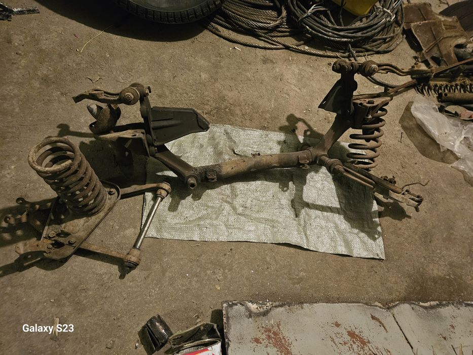 Запчасти на ВАЗ 2121