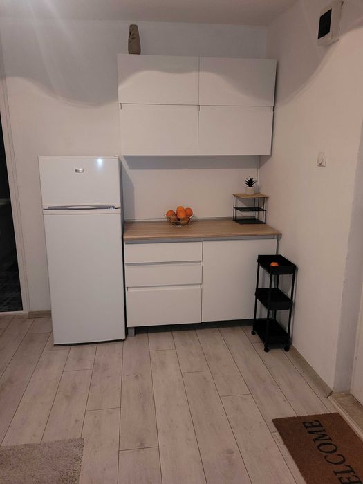 Дава се под наем Ателие в Варна, Гръцка махала - 20 кв.м за 51868.53 € - Снимка #5