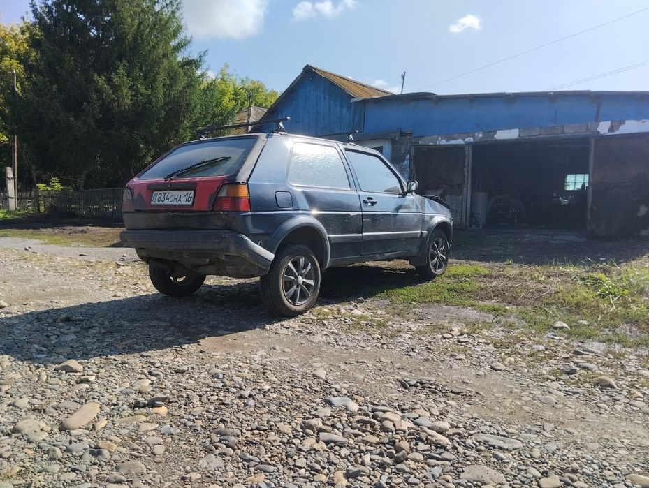 Продам гольф 2 1.8