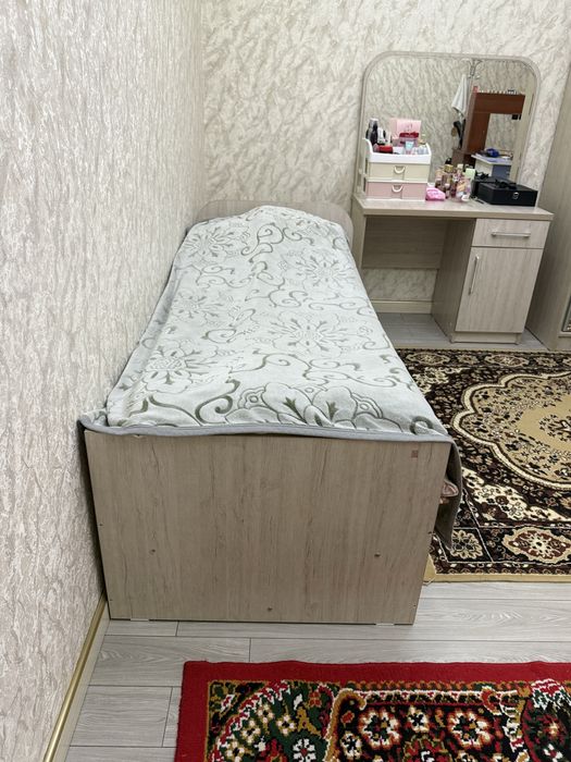 Продаеться детская домашняя мебель в отличном состоянии.