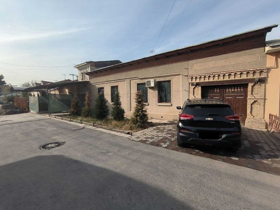 Sotiladi hovli 4 sotix Alieva, Xusnobod, Kadisheva, Olmos metro bekati