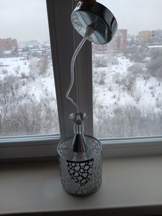 Продам люстру в хорошем состоянии