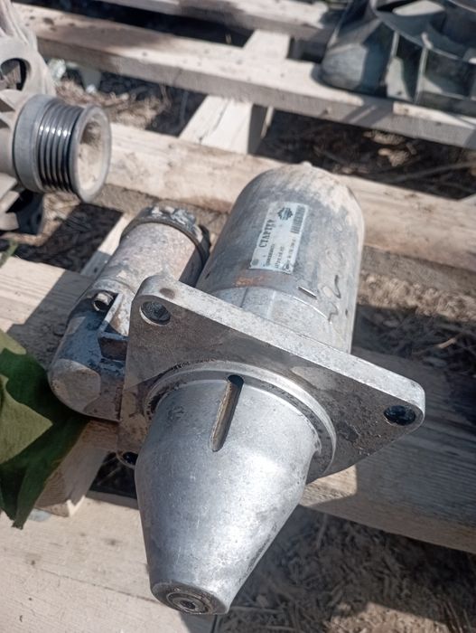 Генератор,Статер.