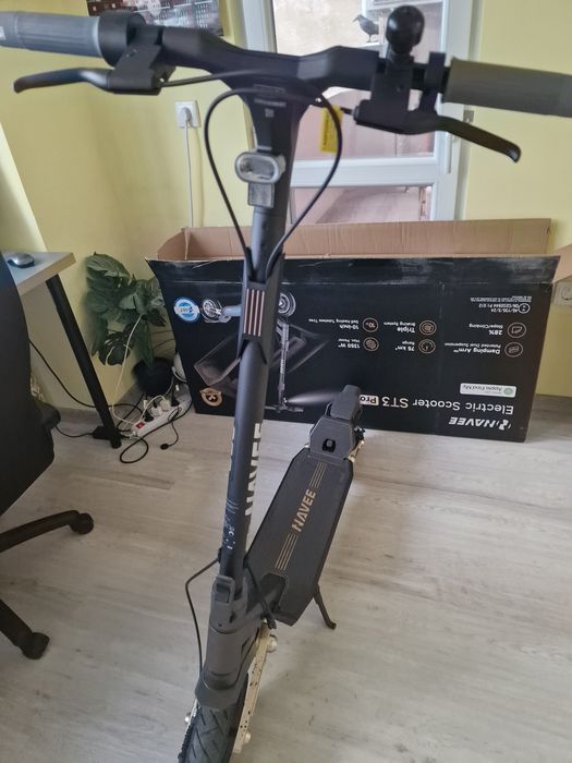 Тротинетка Navee ST3 pro на 3км, 75 км пробег с едно зареждсне, нова,