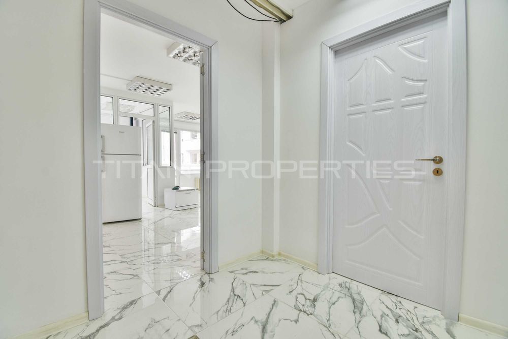 Продава се Многостаен апартамент в София, Стрелбище - 166 кв.м за 2043 €/кв.м - Снимка #12