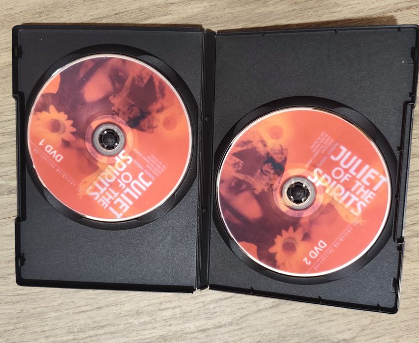 DVD film Juliet of the Spirits de Federico Fellini – 2 discuri, colecț