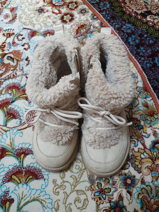 Ботинки Zara /26 р