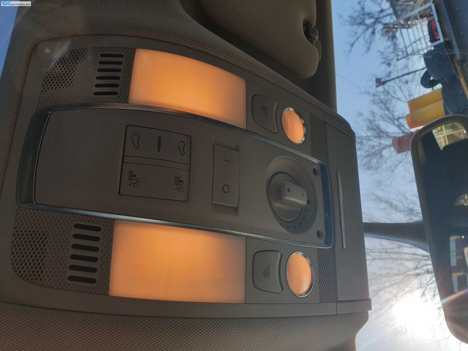 Plafoniera Lumini Lampa Iluminare Habitaclu Model cu Trapa Audi Q7 2007 - 2015 [K1715]