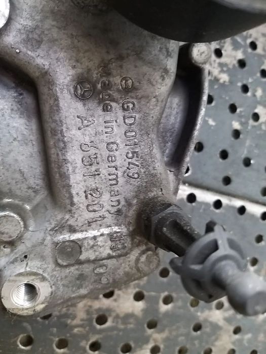 Suport accesorii 2.2 cdi mercedes c class w204 a65120109