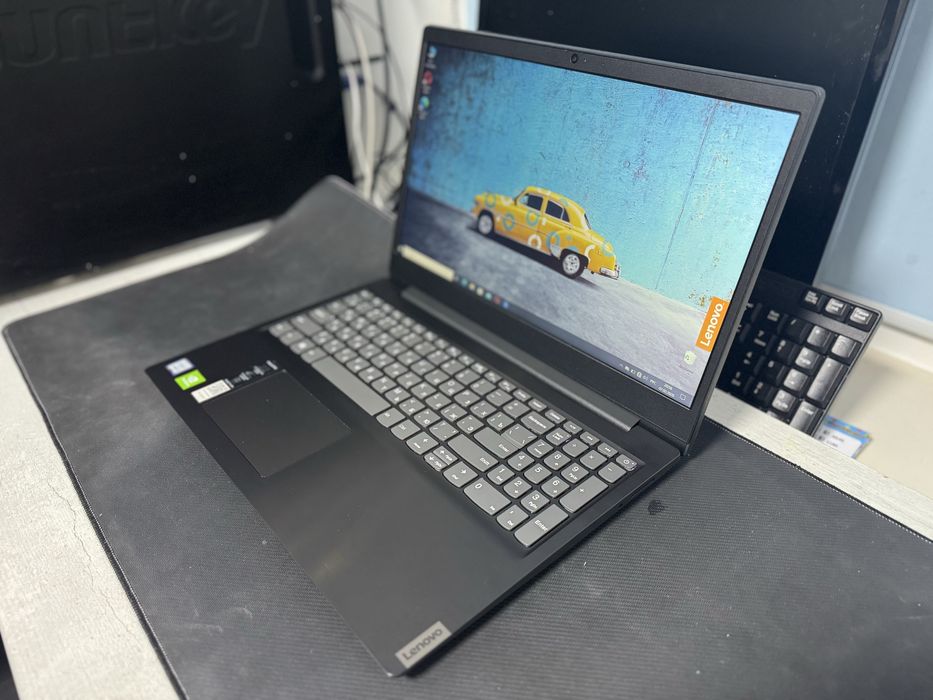 Продаю ноутбук Lenovo