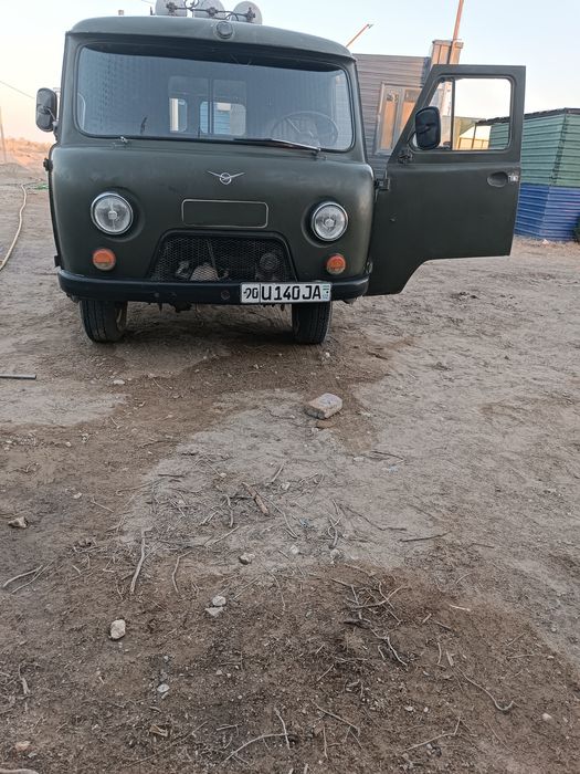 Uaz  sotiladi.   .