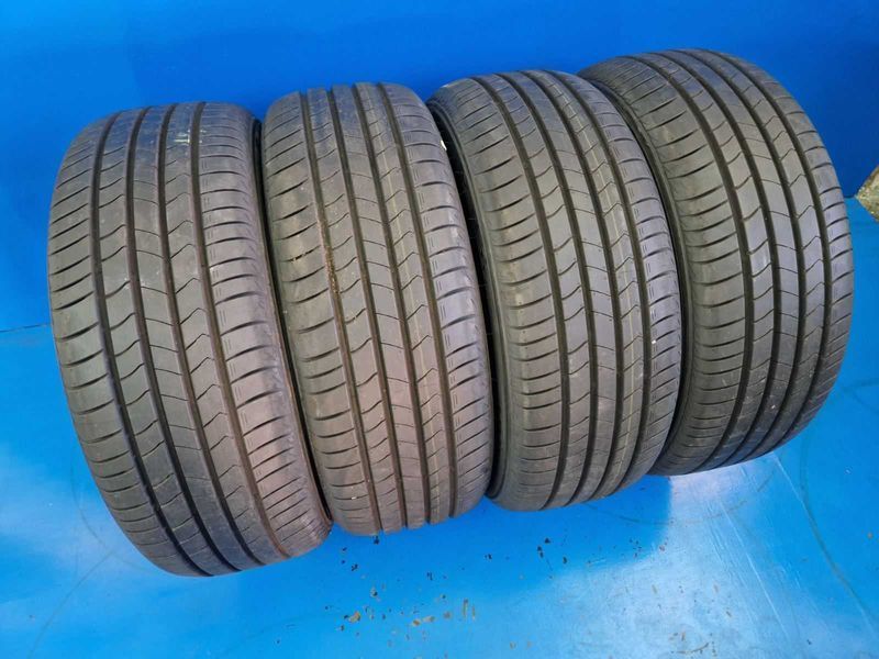4 Kumho R18 215/55
летни гуми DOT0823