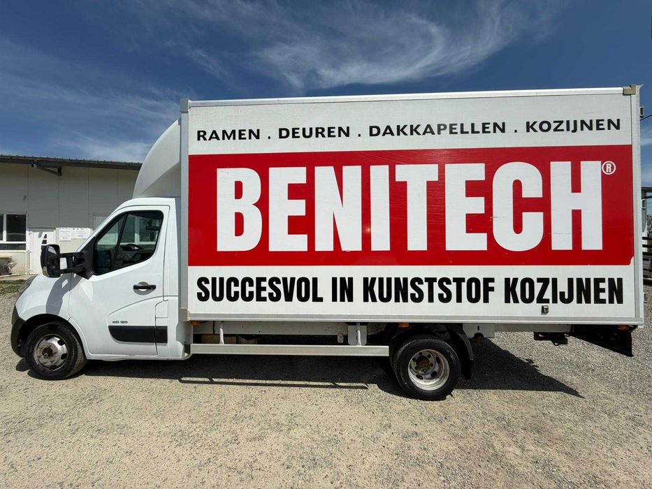 Vând Renault Master 2011