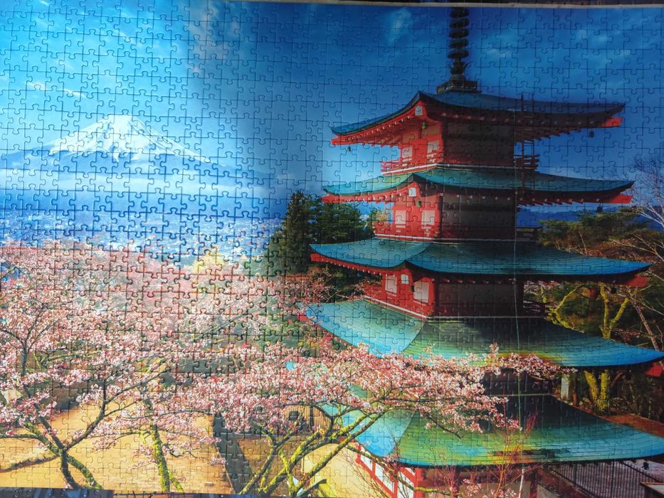 Наредени пъзели (залепени).