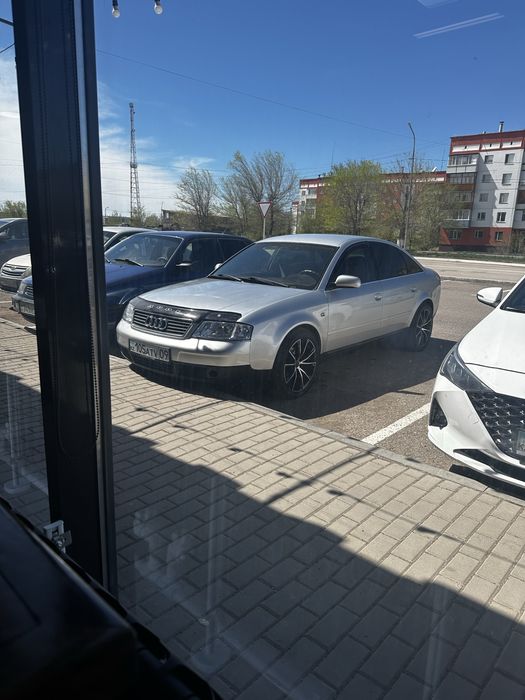 Ауди а6с5 1997год