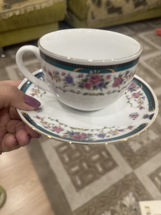 Чашки с блюдцами новые 6 штук