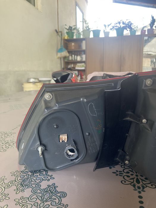 Задние фары Lexus gs