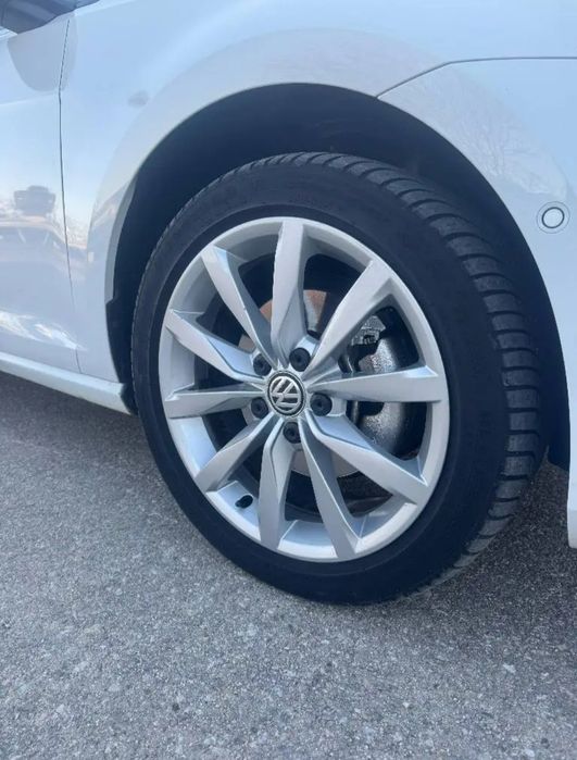 Volkswagen Golf 7 Combi Bluemotion