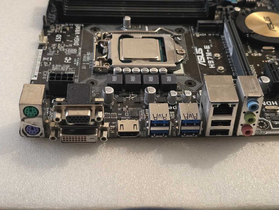 Placa de baza ASUS H97M-E, Socket 1150 + Procesor I3 4150