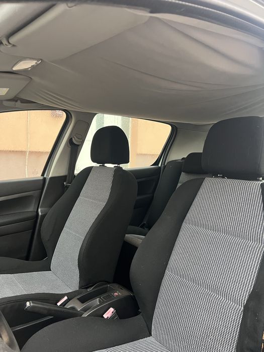 Peugeot model 307, argintiu