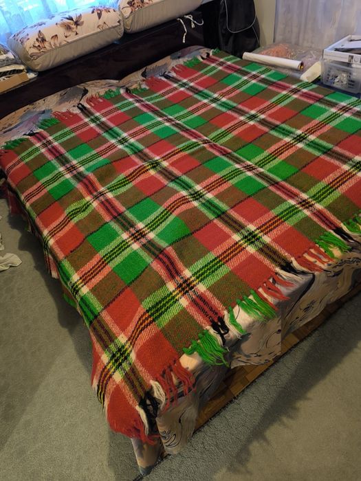 Продавам китеници