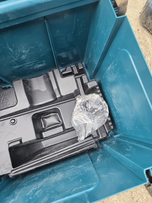 Circular makita HS7611