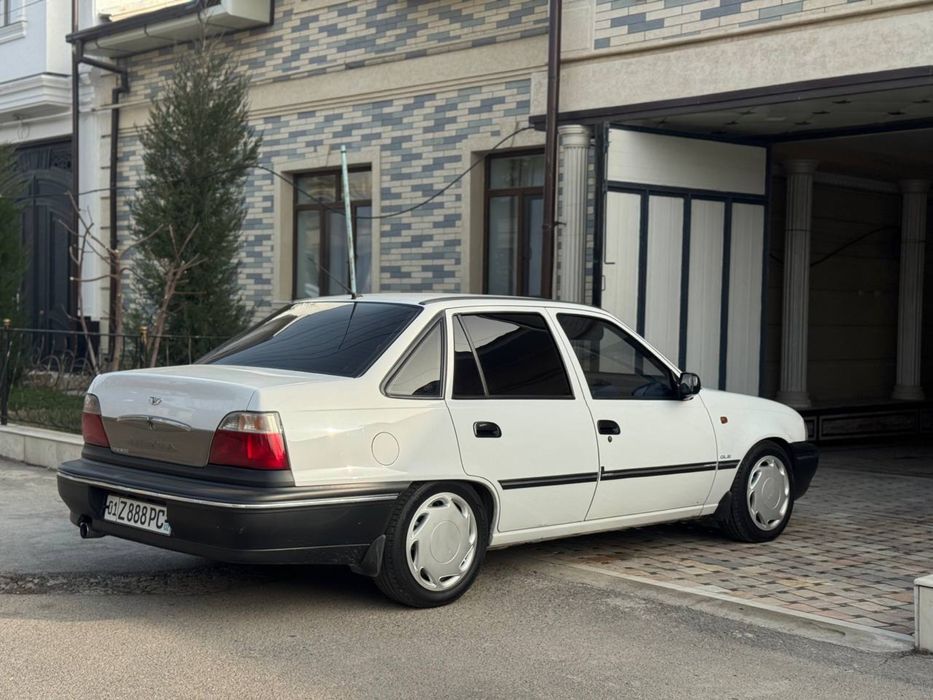 Срочно продам нексию