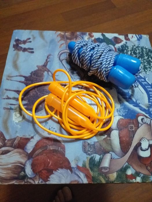 Детская скакалка.