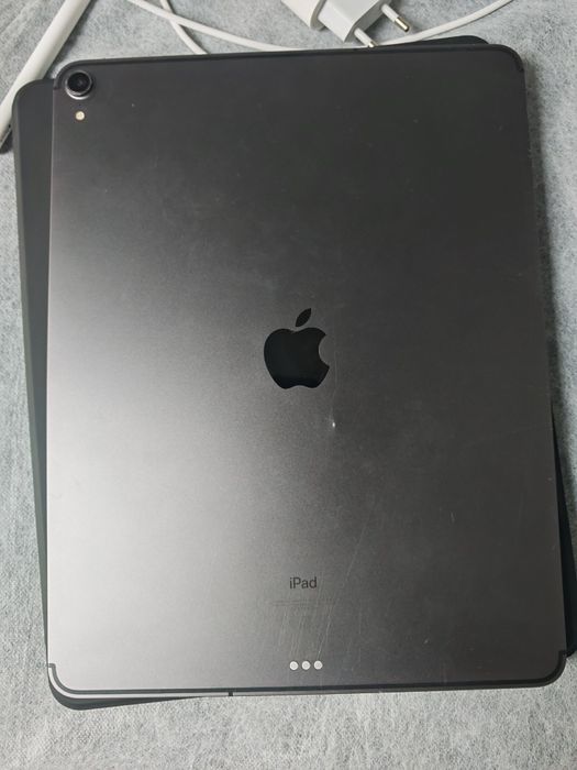 Vând Ipad Pro 12.9, 256gb Wi-Fi+Celular