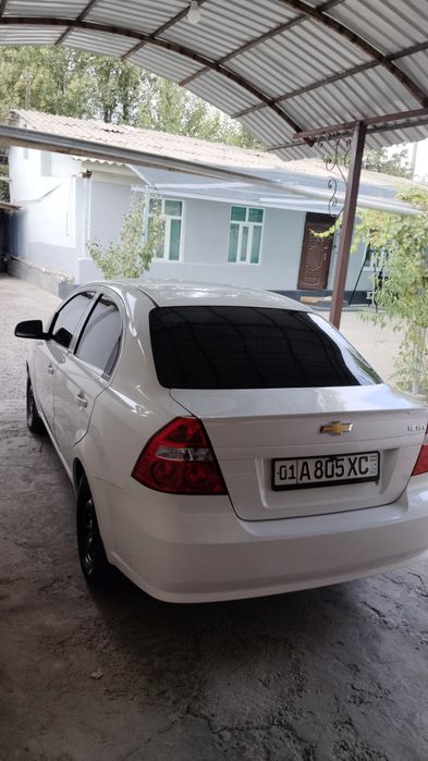 Нехия 3 сотилади