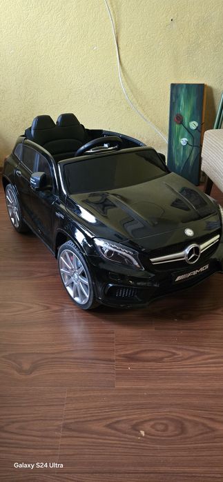 Акумулаторен джип Mercedes GLA45 12V батерия,MP3, с меки гуми