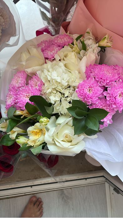 Продам цветы от 5-8 тысяч