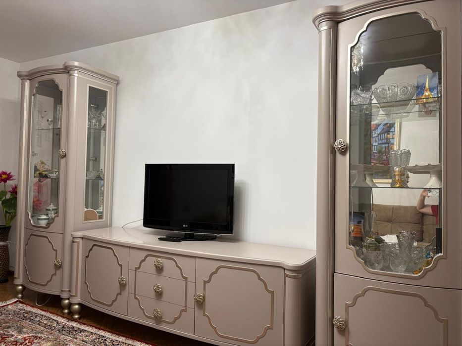 Стенка в гостиную