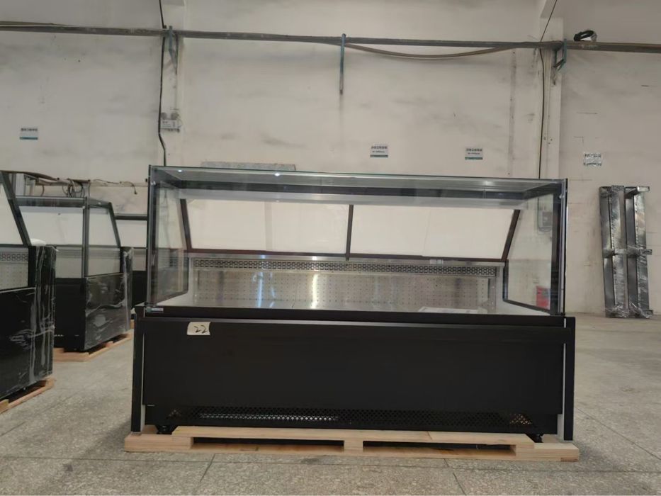 Vitrina frigorifica cu geam drept neagra pt carmangerie
